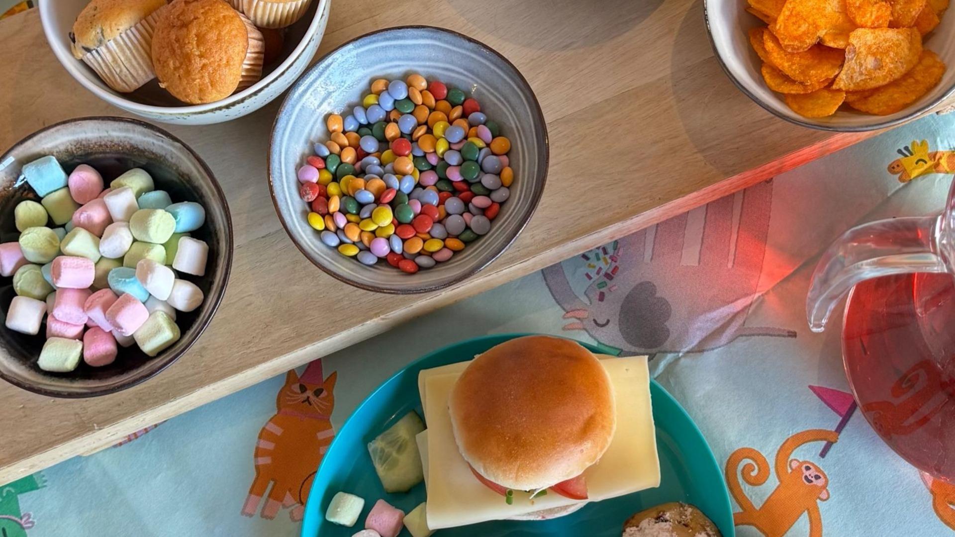 High Tea buffet kids